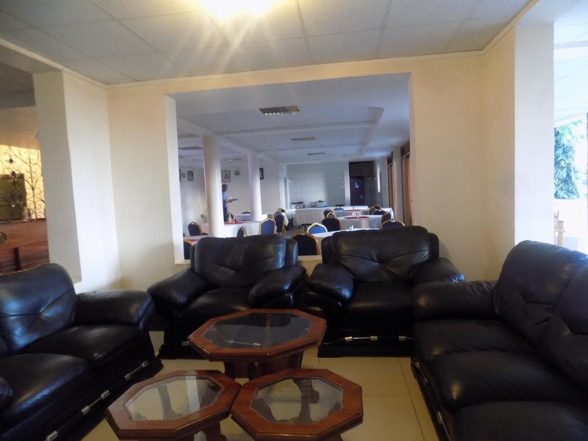 Kayegi Hotel Mbale Ngoại thất bức ảnh