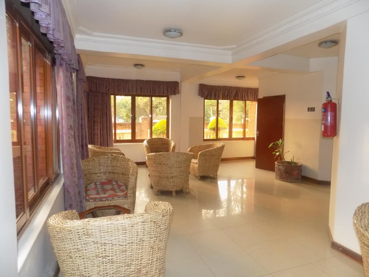 Kayegi Hotel Mbale Ngoại thất bức ảnh