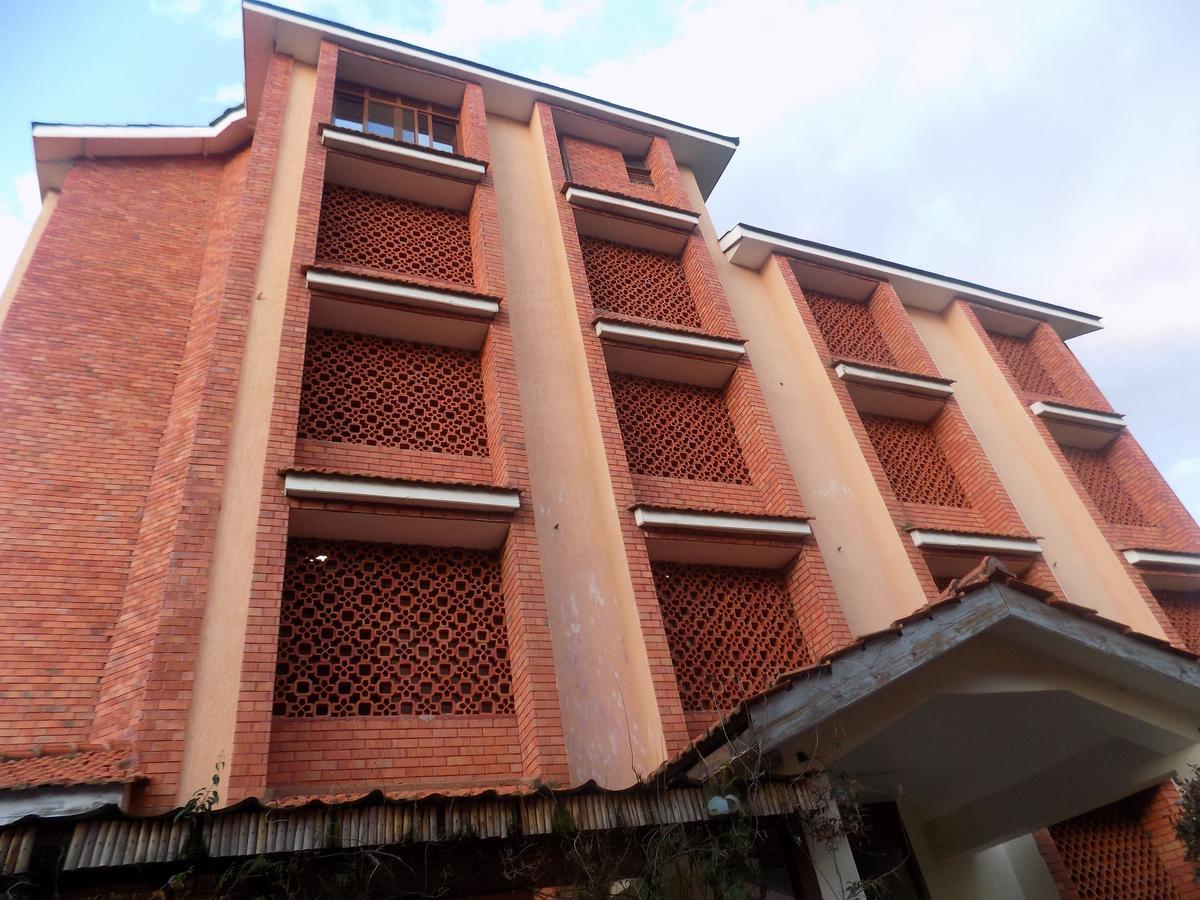 Kayegi Hotel Mbale Ngoại thất bức ảnh