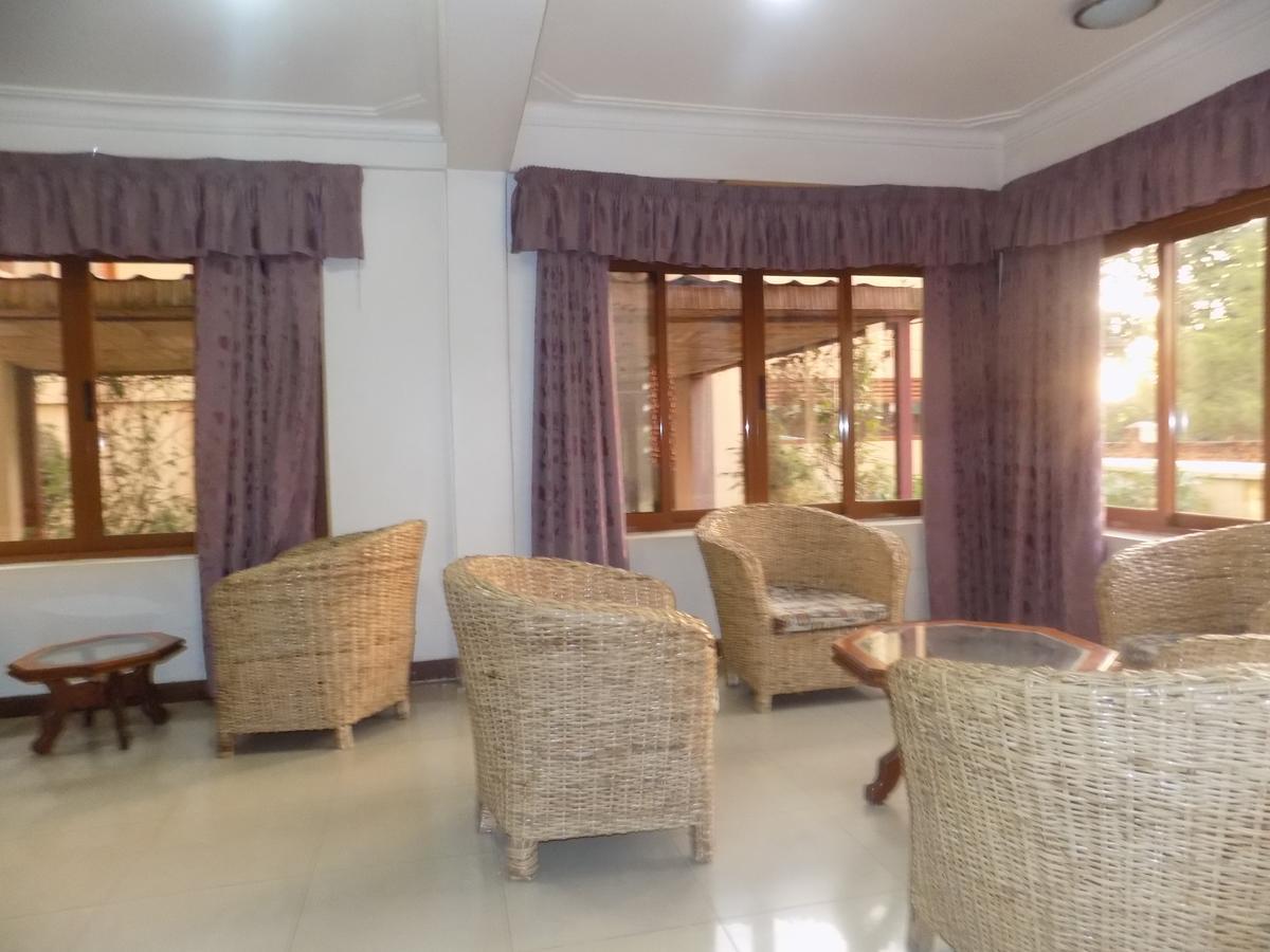 Kayegi Hotel Mbale Ngoại thất bức ảnh