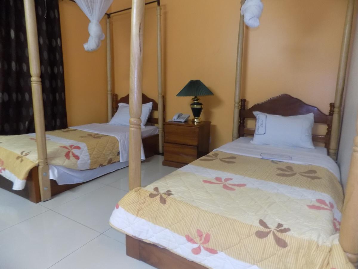 Kayegi Hotel Mbale Ngoại thất bức ảnh
