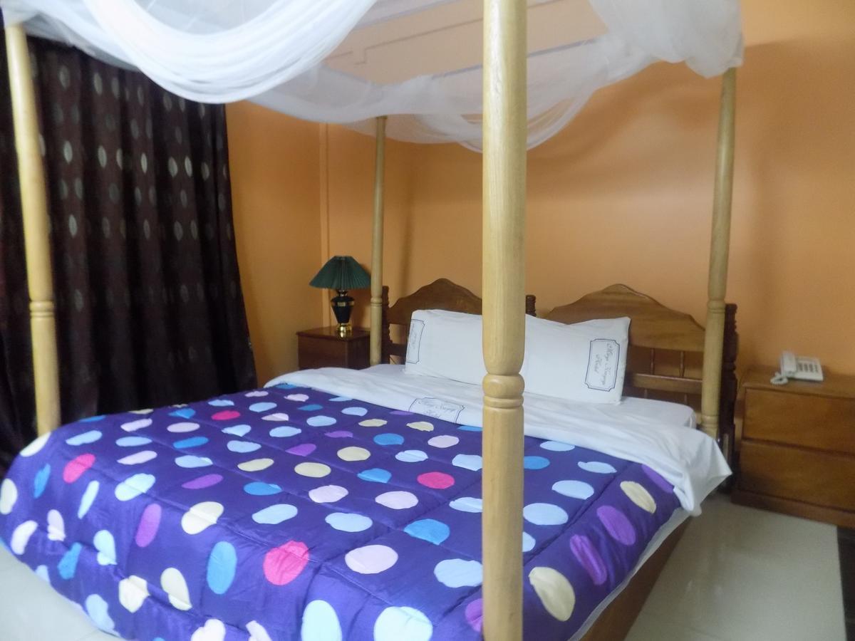 Kayegi Hotel Mbale Ngoại thất bức ảnh