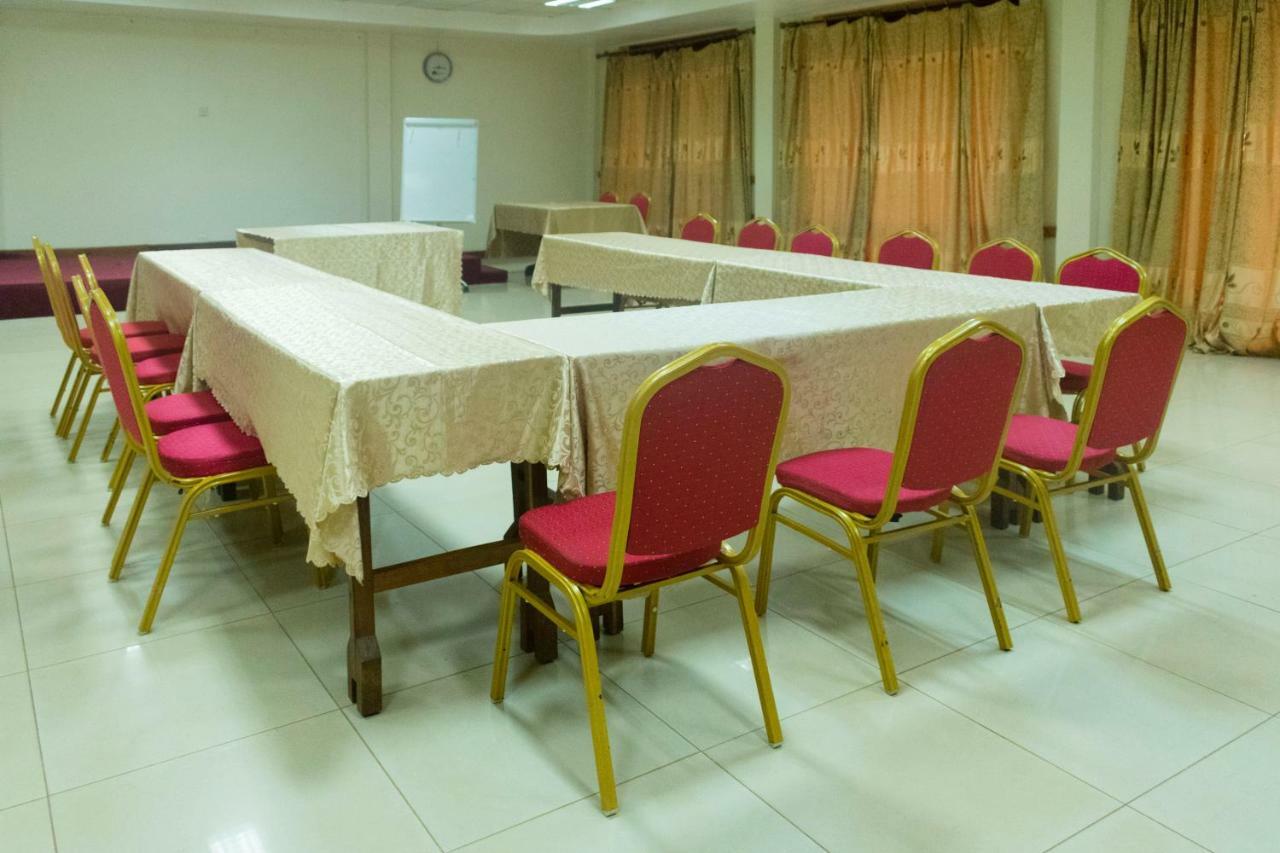 Kayegi Hotel Mbale Ngoại thất bức ảnh