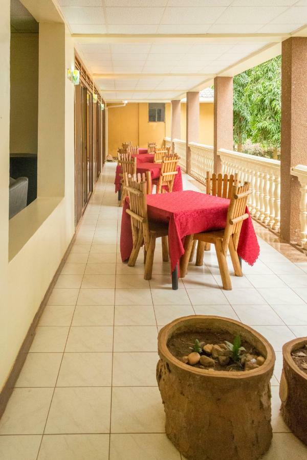 Kayegi Hotel Mbale Ngoại thất bức ảnh