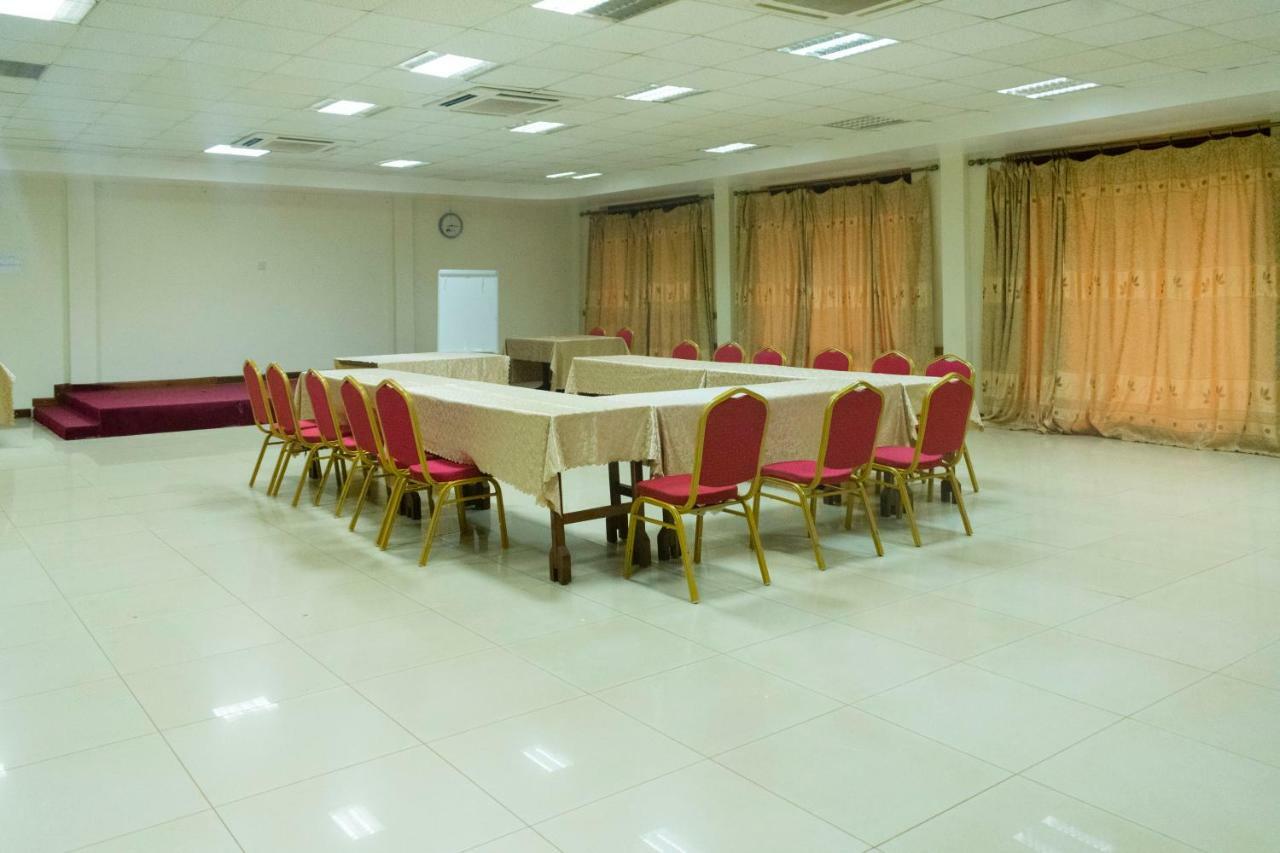 Kayegi Hotel Mbale Ngoại thất bức ảnh