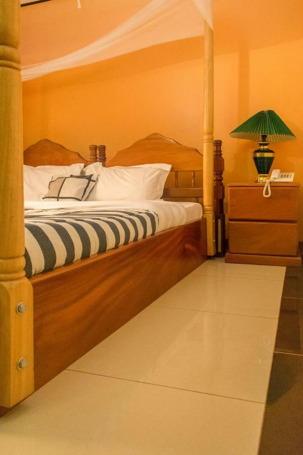 Kayegi Hotel Mbale Ngoại thất bức ảnh